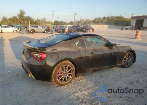 2017 Subaru Brz 2.0 Limited из США, поврежденный, VIN JF1ZCAC11H9605098